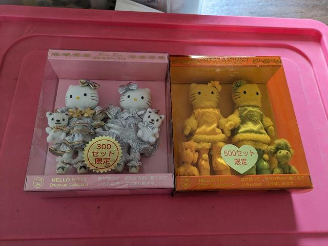 ハローキティ50周年限定バースデードールぬいぐるみ箱入りBIG激レア