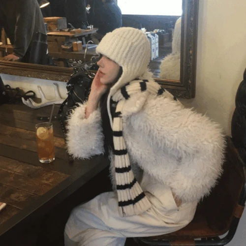 [존귀탱] 니트스트링귀도리