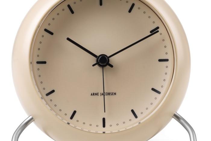 [해외] AJ 시티홀 아르네야콥센 탁상 시계 sandy beige