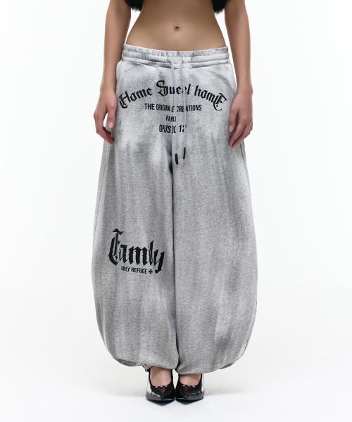 Op. 08 SWEET FAMILY BALLOON SWEAT PANTS DIRTY WHITE