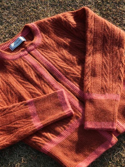 RACCOON CABLE KNIT CARDIGAN - CARAMEL