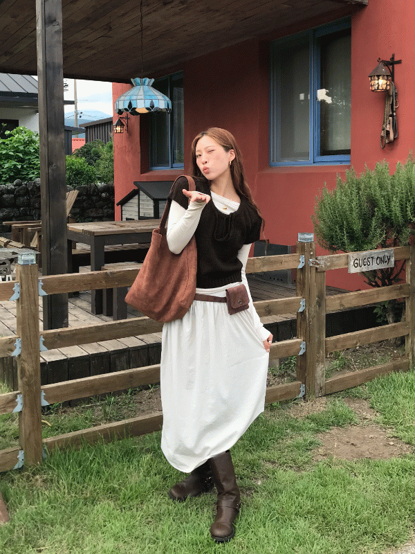 다이애그널 라인 스커트