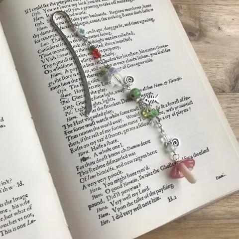 [자체제작] mushroom bookmark 버섯마을 책갈피 (키링변경가능)