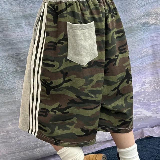 [UNISEX]하프 앤 하프 밀리터리 카모 믹스 트랙 라인 트레이닝 버뮤다 와이드 팬츠(2color/3-5일 여유주문)