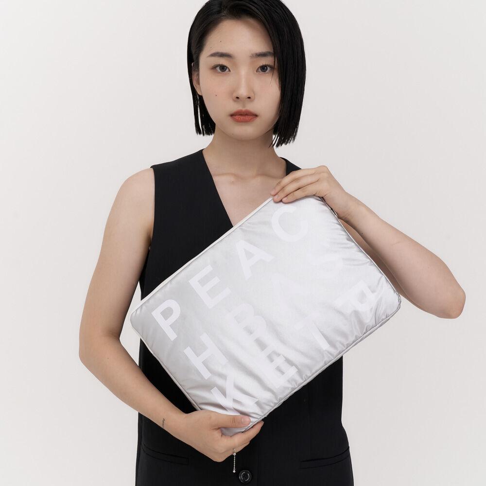 p.b laptop pouch (silver)