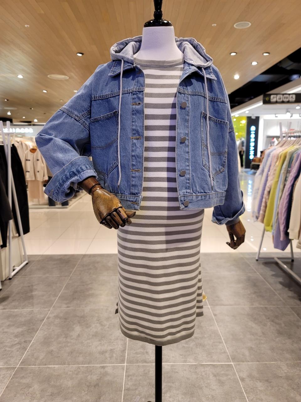 [나인스텝] 미니후드데님자켓 N22DM2103