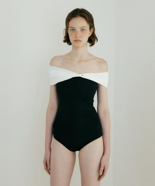 Twisted Off-Shoulder SwimSuit (multi)