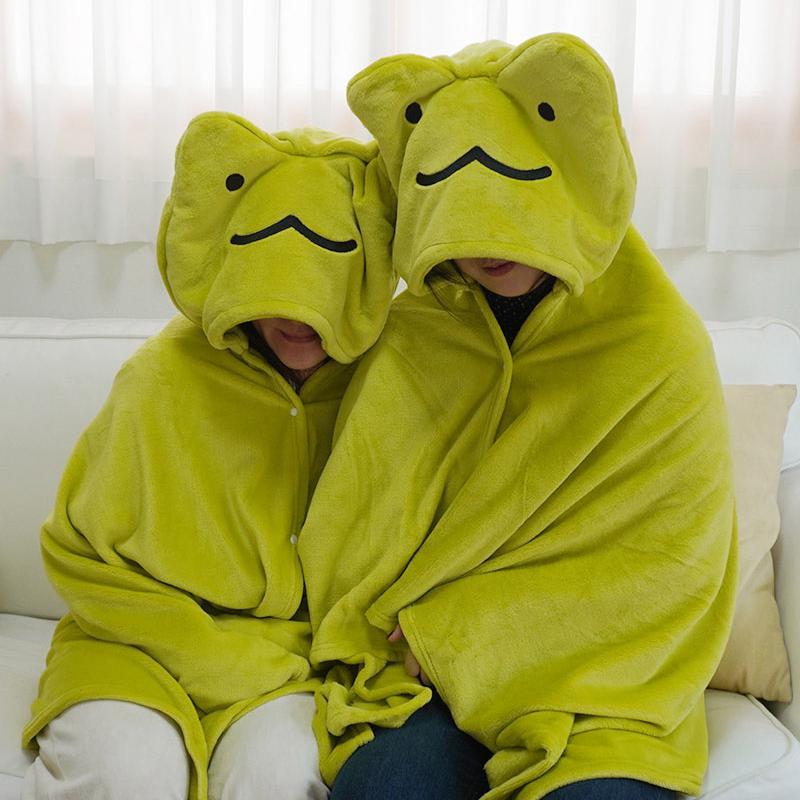 개구리 후드 담요 집순이 망토 - 귀여운 깨꾹이 후드담요 입는담요 캐릭터 동물 담요 극세사 밍크 부드러운 망토담요 캠핑담요 차량 차박 사무실 학생담요 어깨담요