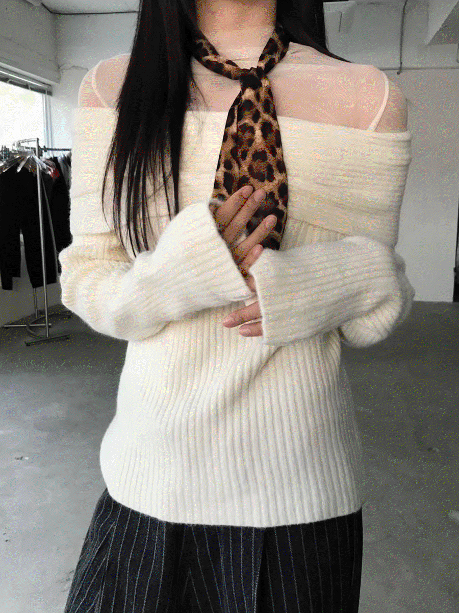 (하객룩) 노엔 소프트 오프숄더니트