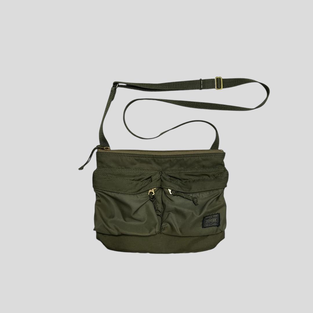 PORTER force shoulder bag -5 (room)