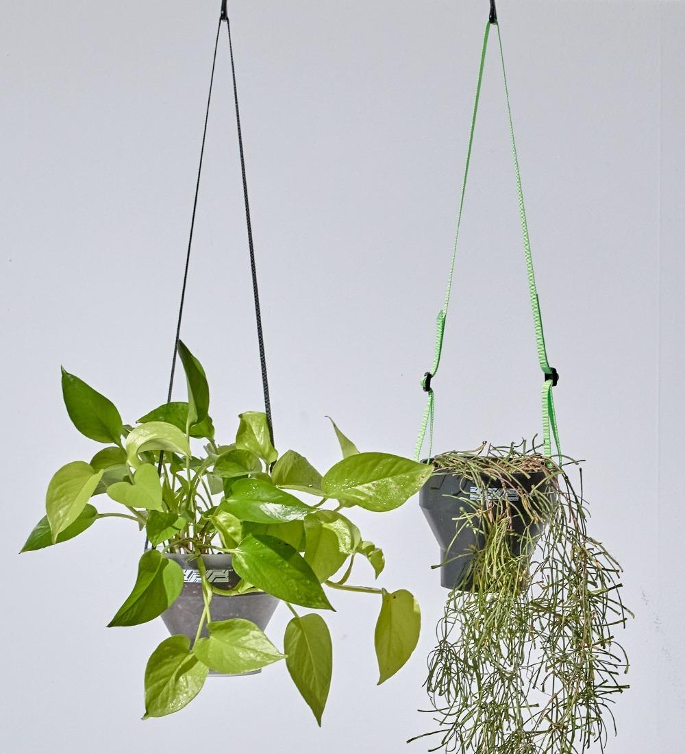 Pot hanging strap