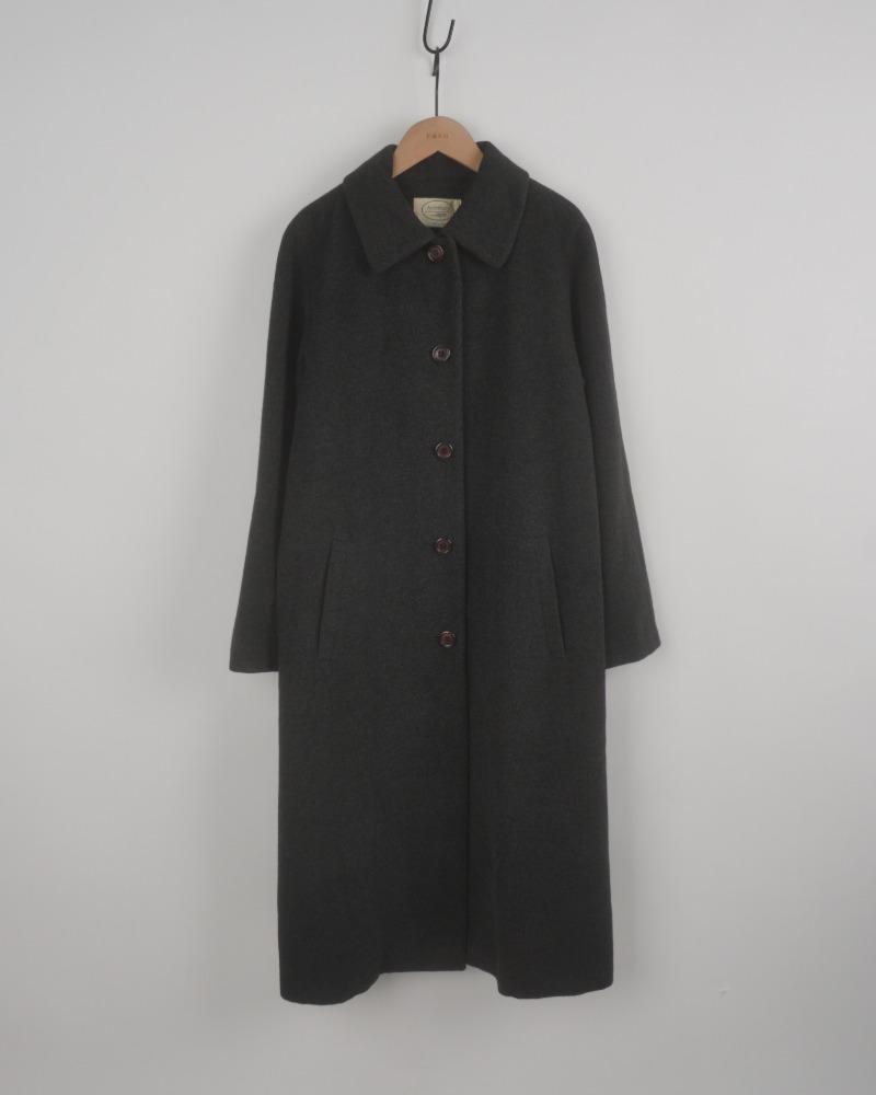 Aylesbury cashmere coat