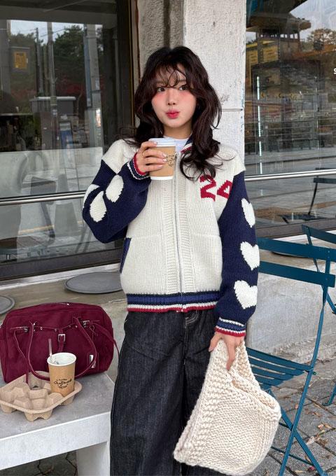 러블리 하트 24 집업니트(2color)