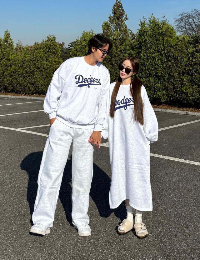 *겨울기모[초특가/세트가능] 남녀공용 기모 맨투맨 여자 롱원피스 커플룩 시밀러룩 긴팔 겨울 커플티 레터링 심플 와이드팬츠 트레이닝 세트 꾸안꾸 데일리룩 홈웨어 기모 원피스