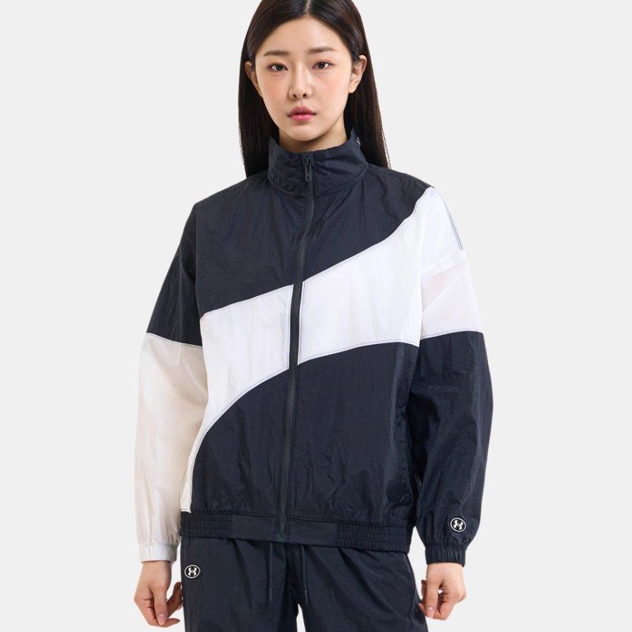 여성 UA 레거시 크링클 바람막이 재킷 1382762-001