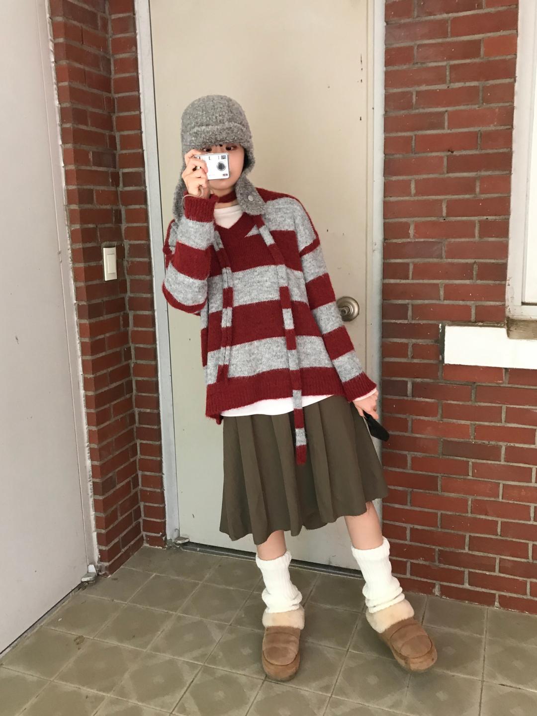 [SET] MUFFLER V-NECK STRIPE KNIT (3 color)