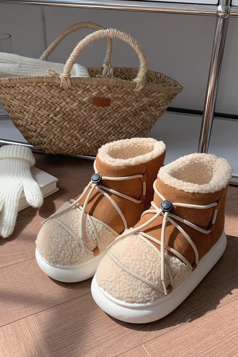 [러블리 슈즈 통통VER] 마드운드 뽀글이 스트랩 퍼 부츠