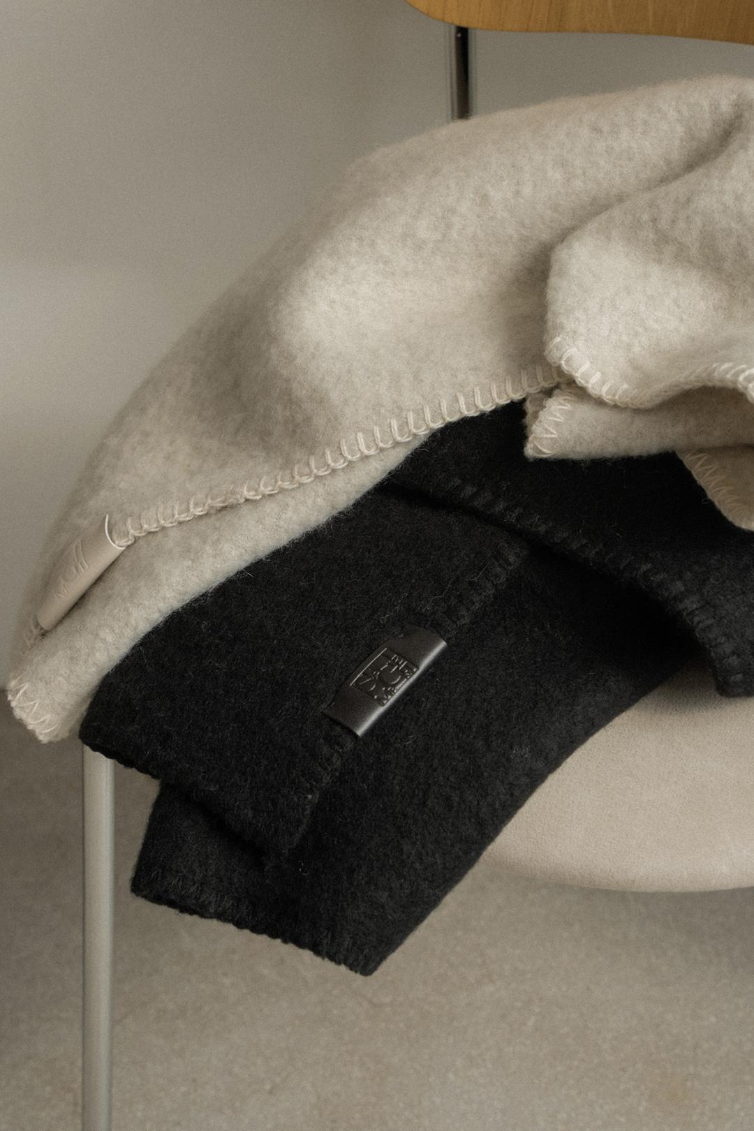 ALPACA STITCH HEAVY MUFFLER_2COLORS  Sold Out