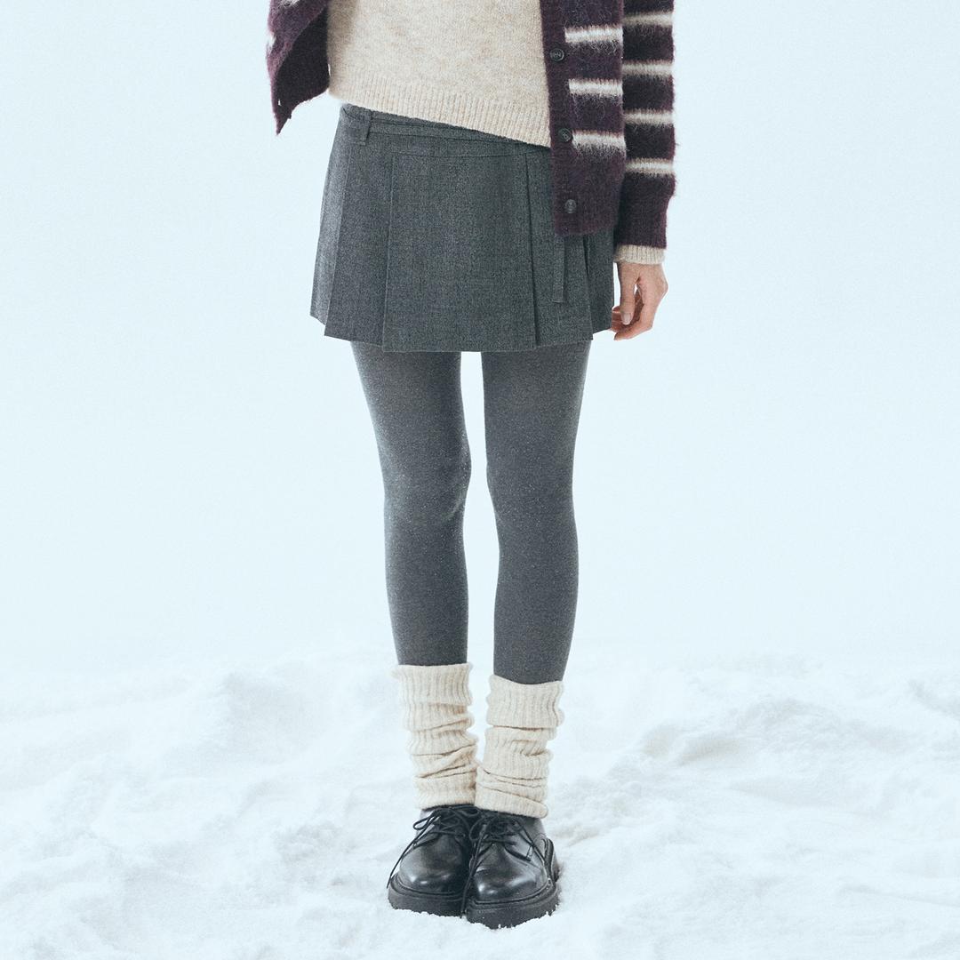 미쏘 [스노우걸 ❄]스트랩 플리츠 미니 스커트_MIWWHG104G