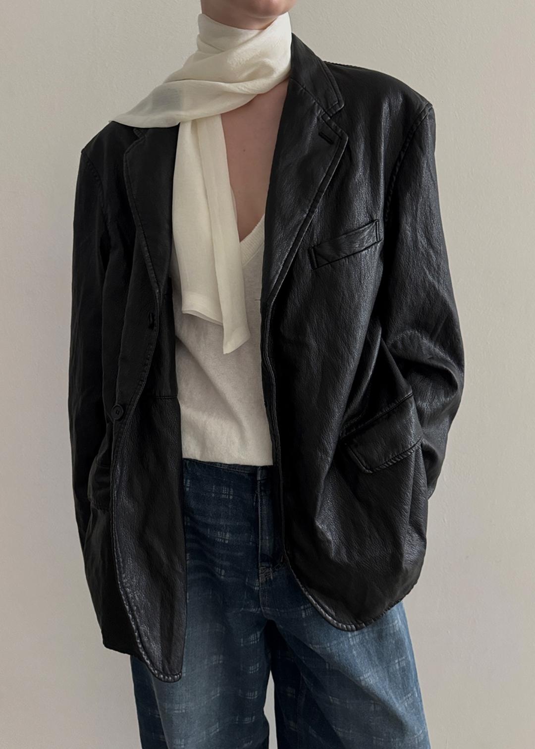 PREMIUM VINTAGE VEGAN  LEATHER BLAZER [BLACK]