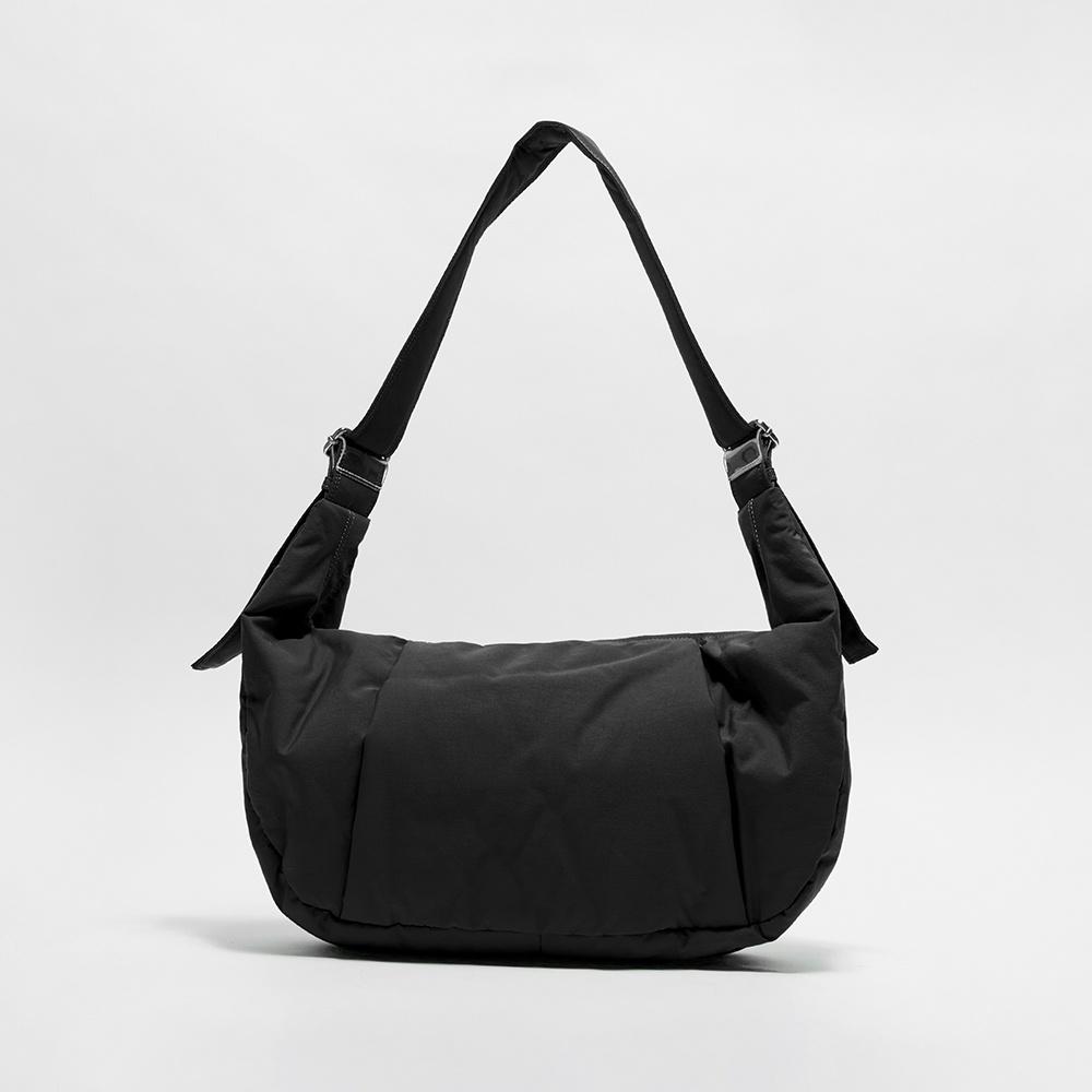 (U) LEAF BAG (BLACK)