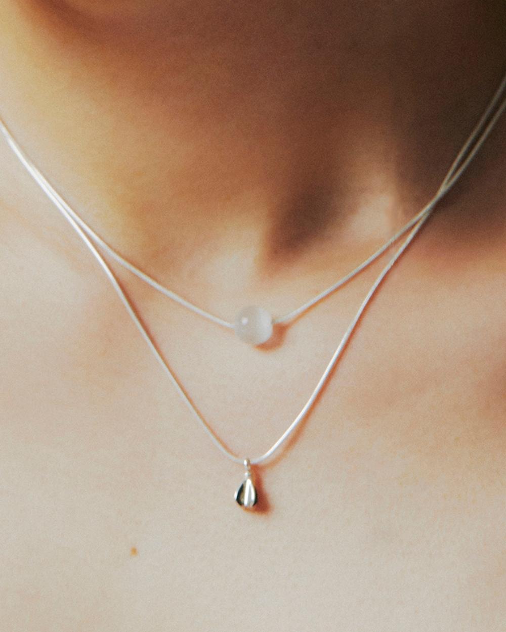 묘안석 목걸이 Cat's-eye stone necklace