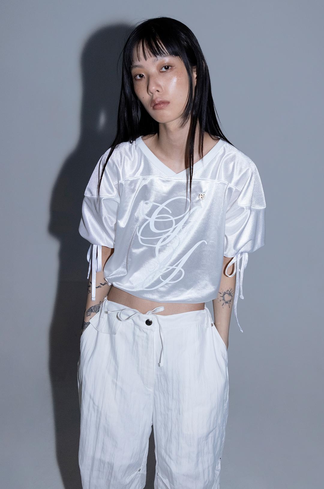 [예약배송 3/23일] G_FOOTBALL LACE T_SHIRT / WHITE
