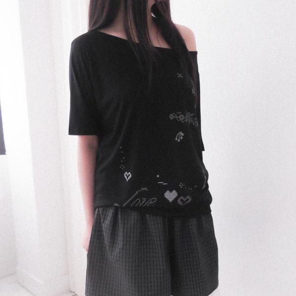 Needle note one shoulder top / black(8/19일 예약배송)