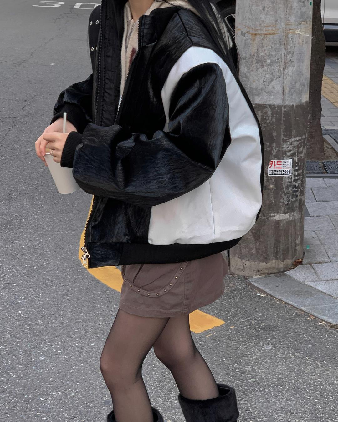 (Unisex) Crack leather varsity jumper