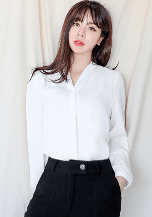 S24021) 이지코디 V넥 블라우스