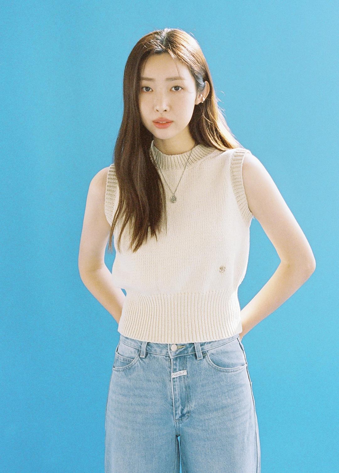 W ROUND NECK KNIT VEST ivory