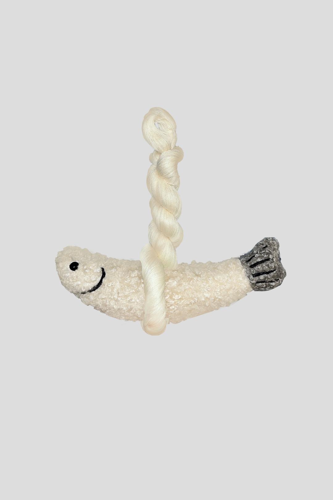 BIG HOPE FISH 액막이 명태 (Wish White)