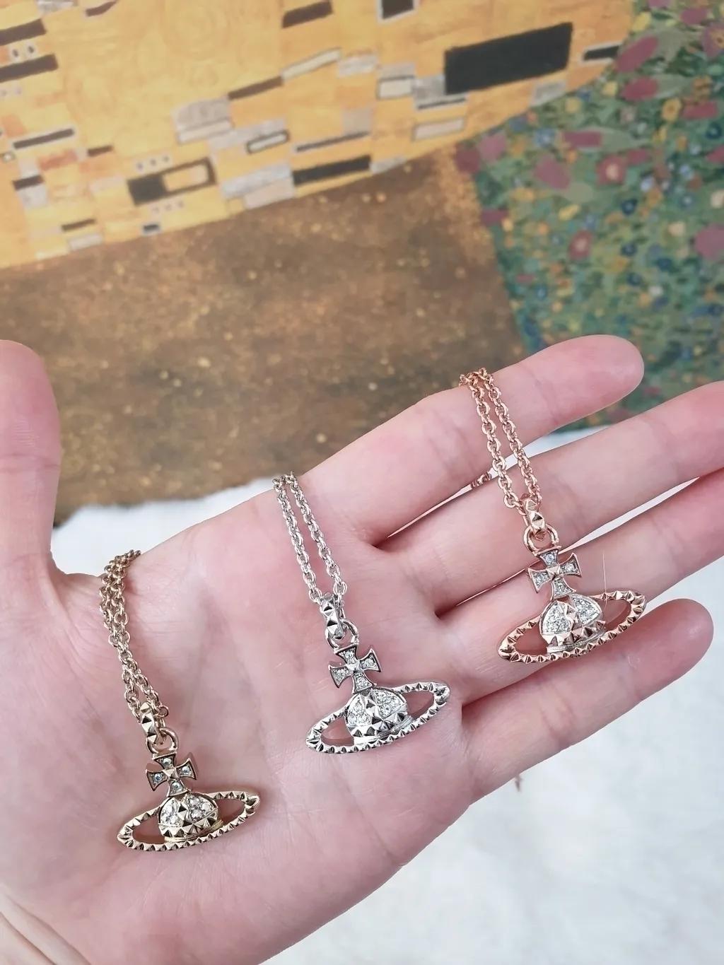 비비안웨스트우드 메이페어 바스릴리프 펜던트 목걸이 [비비안 배송비 0원] | 상품 상세 | 크로켓