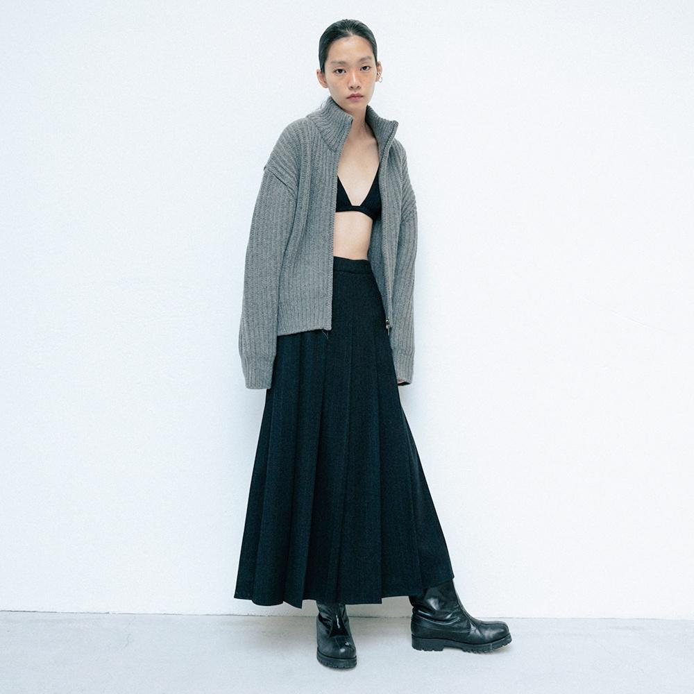 PLEATS MAXI SKIRTS BLACK