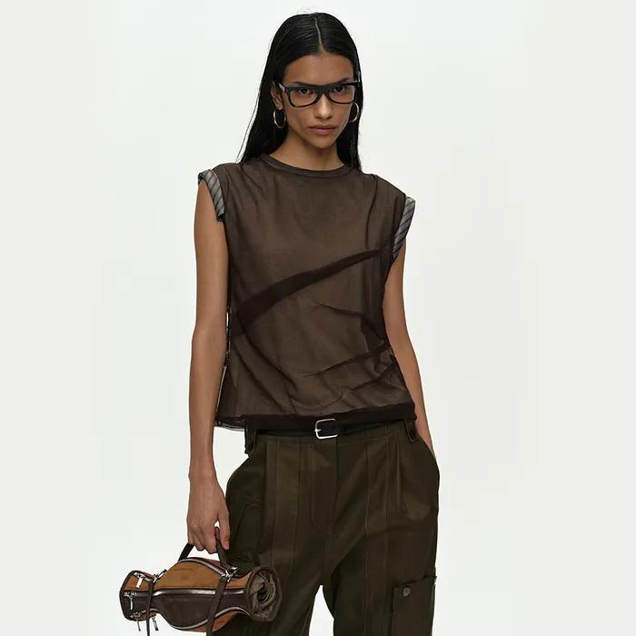 LAYERED MESH TUCK & DART TOP atb1522w(BROWN)