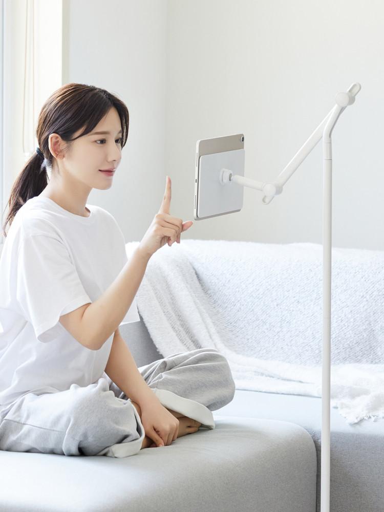 지니비 패드바이미 마그네틱 아이패드 거치대 침대 스탠드형 아이패드 에어 프로 11인치