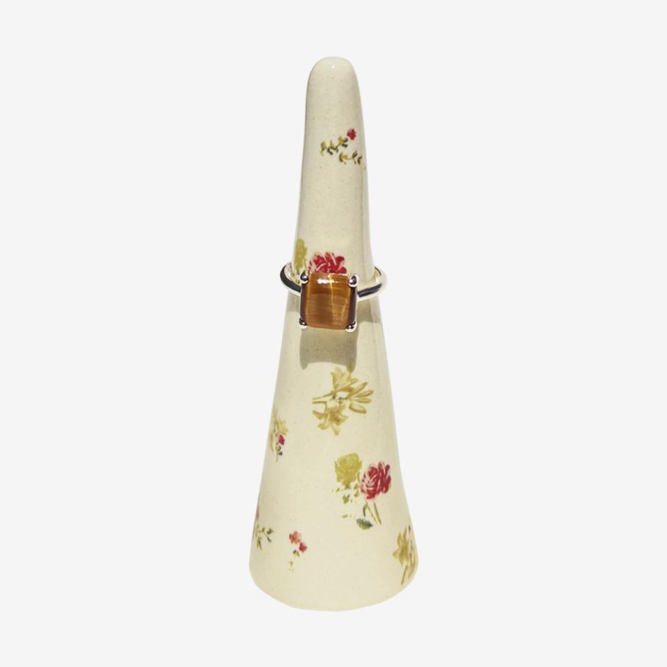 Charlotte ceramic cone, SILK