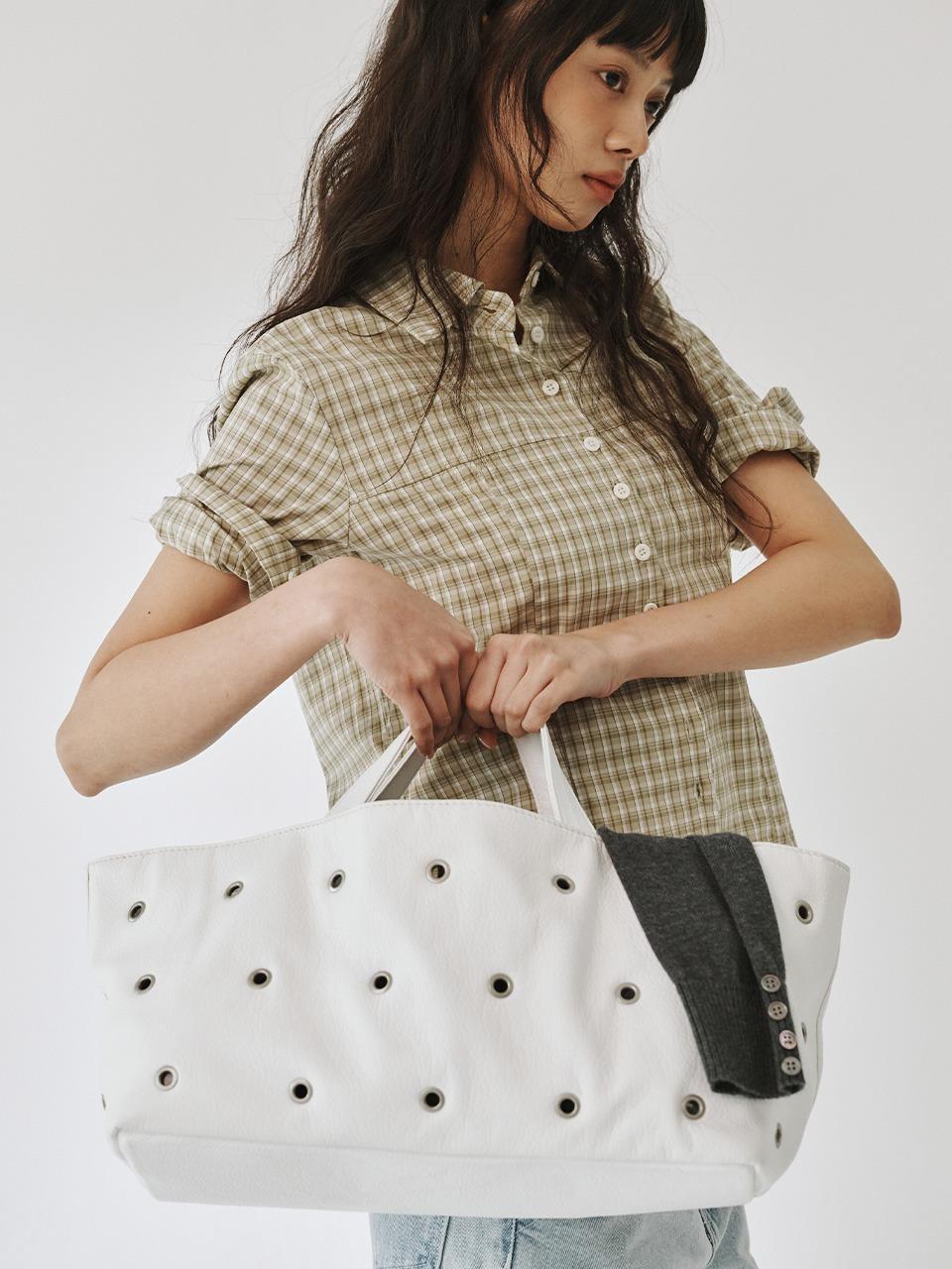 [PLZPROJECT]FREAKY EYELET SHOPPER BAG, WHITE