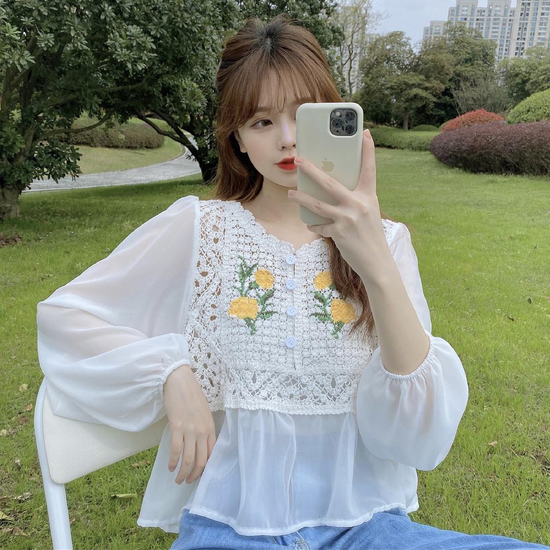 에이퍼플 [데일리룩/비치룩] 니트 배색 블라우스