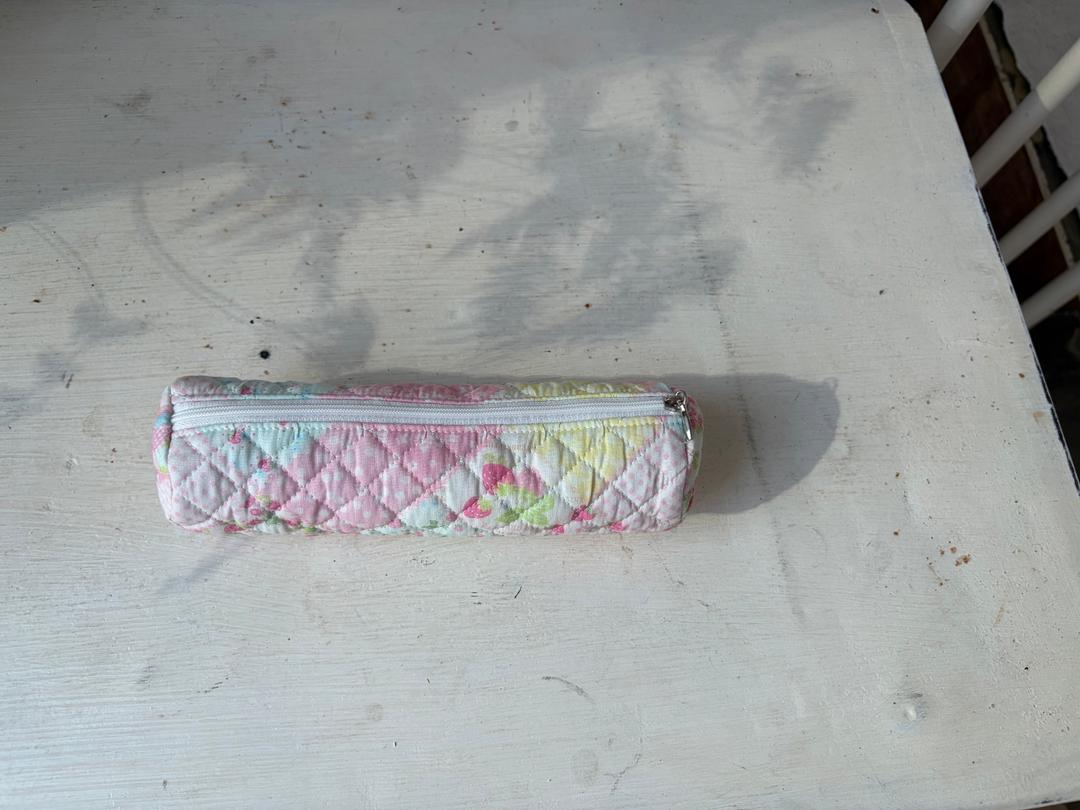 딸기 누빔 원형 필통 3종