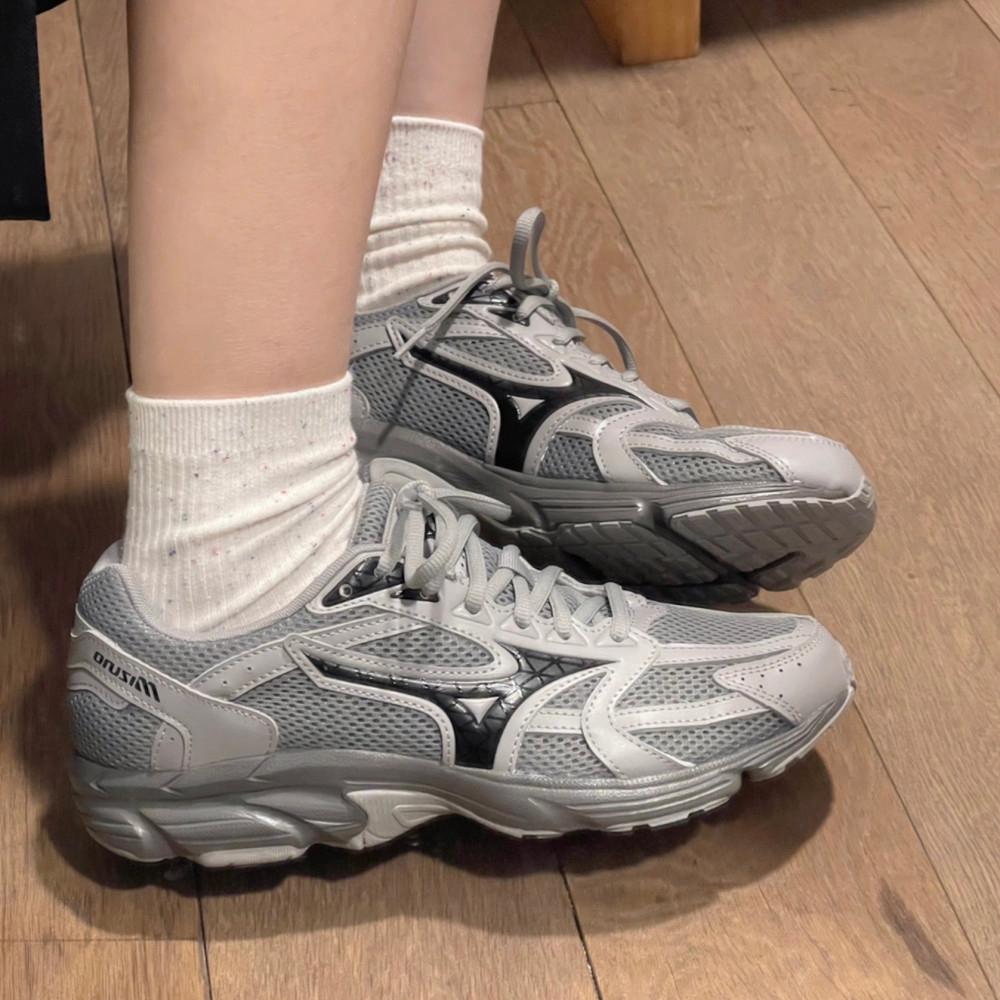 미즈노 스파크 CN 실버 그레이 남녀공용