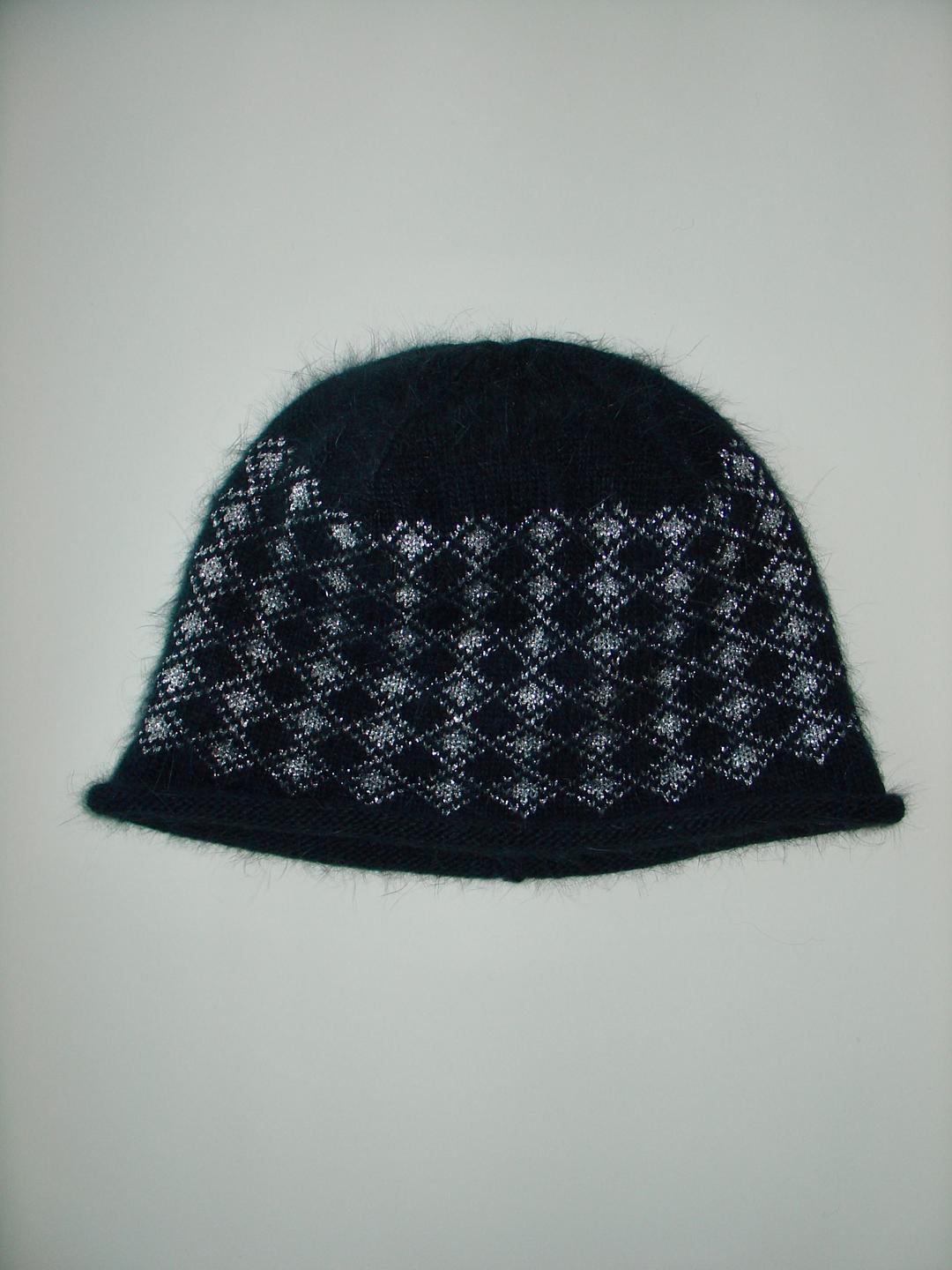 ANGORA BEANIE - DIAMOND (N/S)