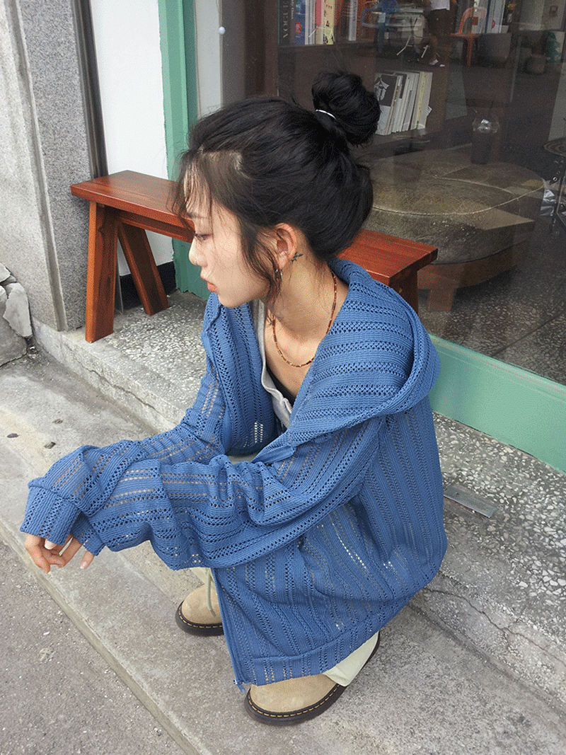 PUNCHED HOODIE KNIT ZIP-UP