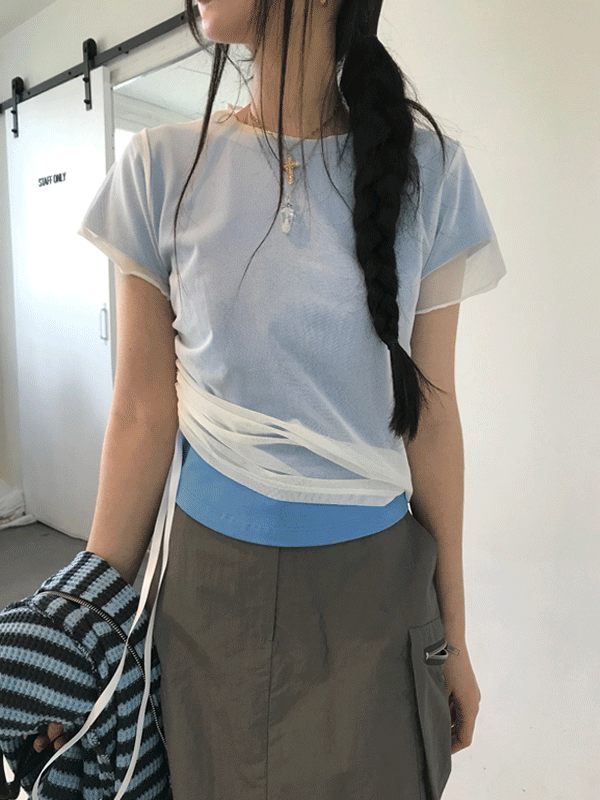 보네이 Graphic open back slit top (Ivory) - 위시버킷