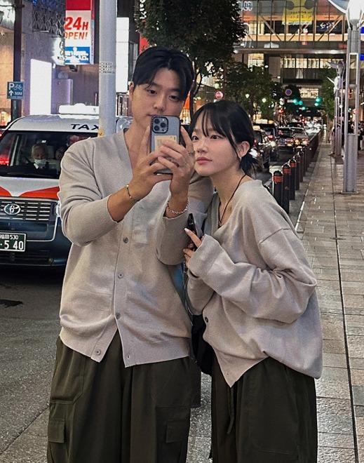 [1천장돌파] (UNISEX) 애런 워셔블 브이넥 가디건