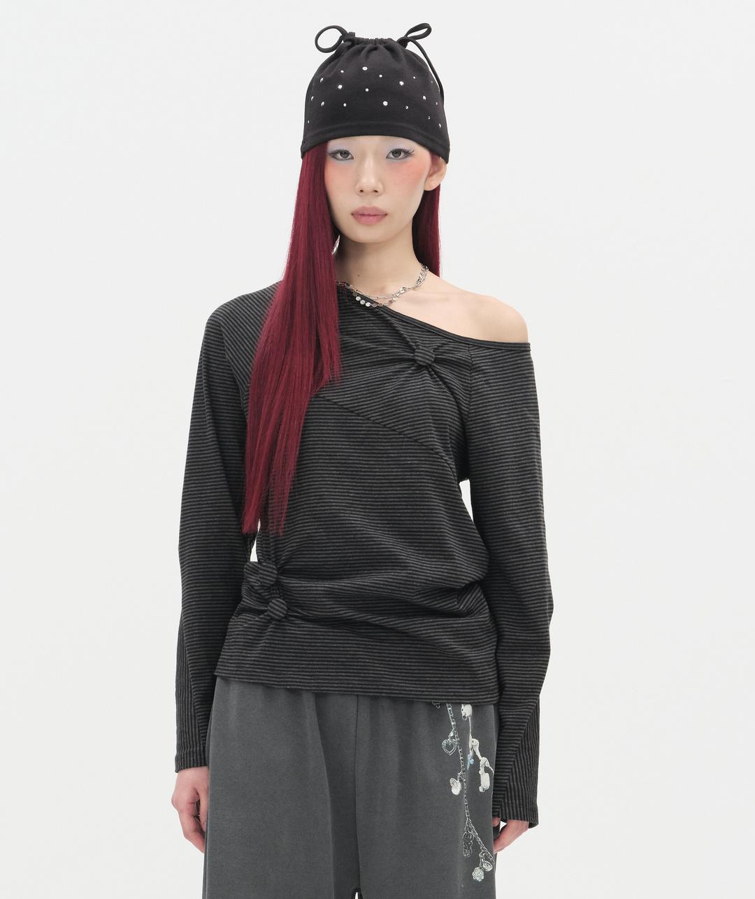 Striped Seam Button Top [Black]