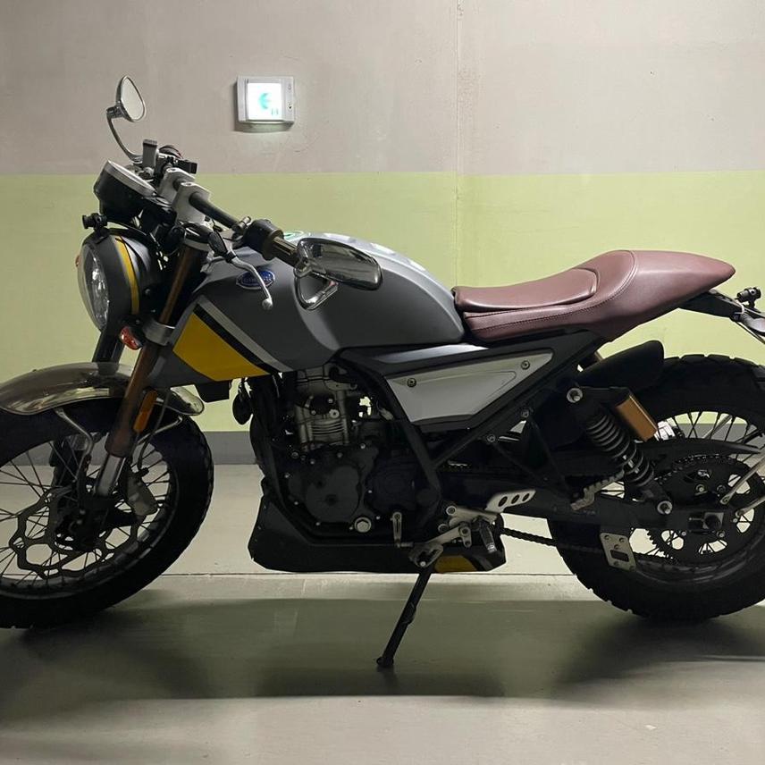 몬디알 힙스터125