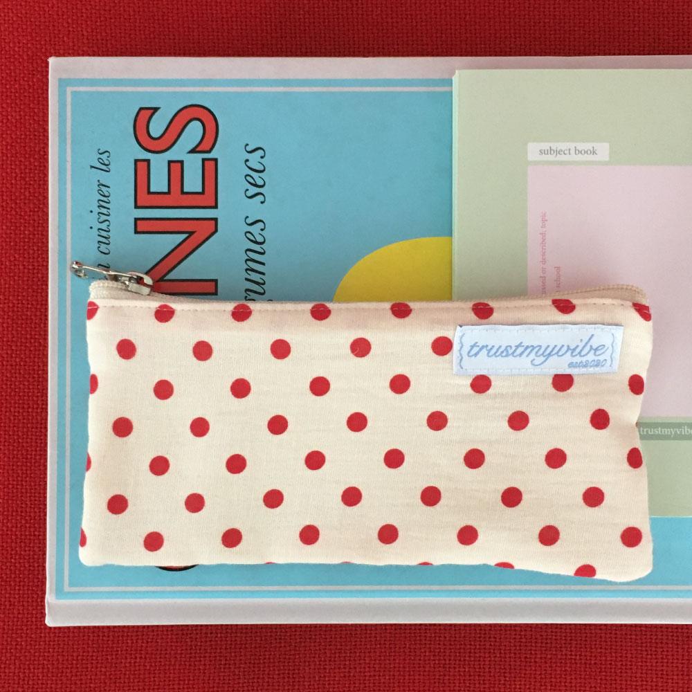 apple penpouch