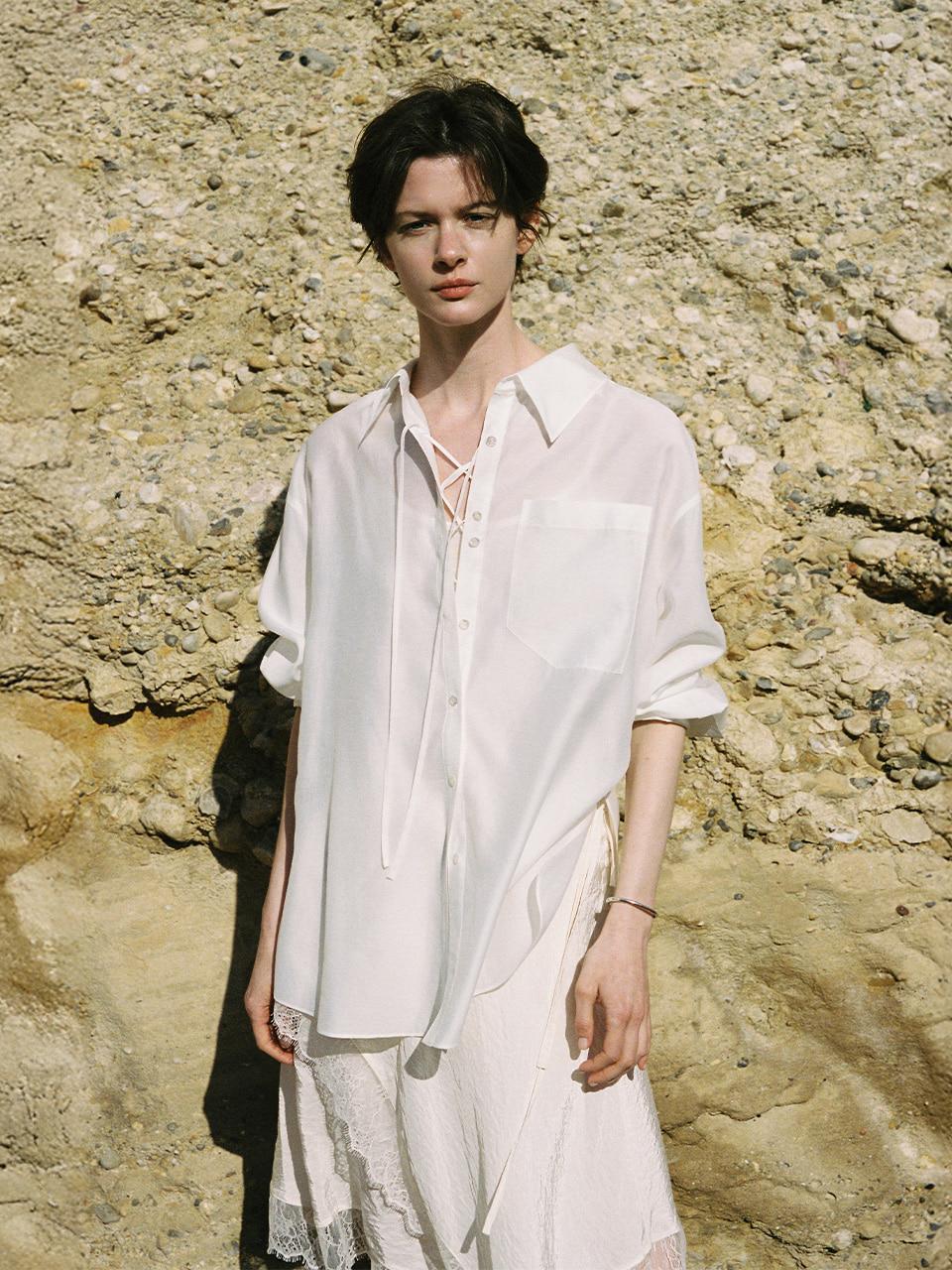 [WHITE 5/16 예약배송]See-through Oversized Lace-up Shirt SW5MB281_2color