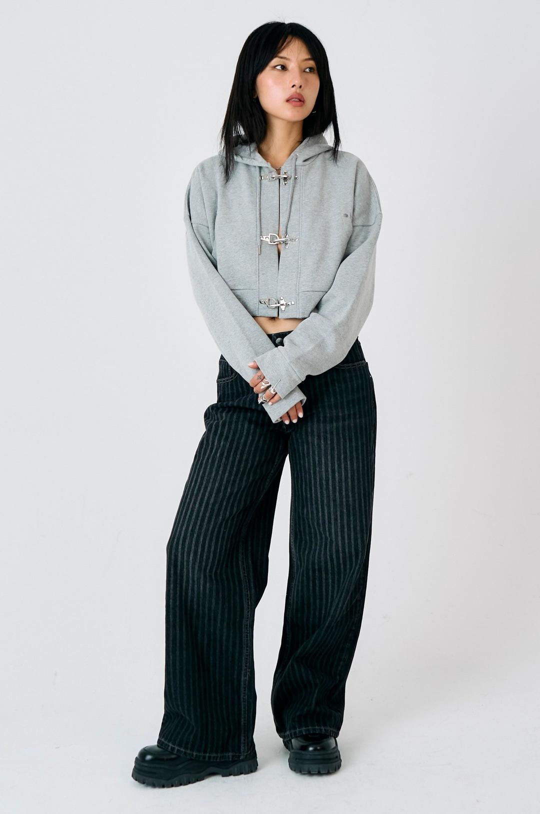 Latch Hardware Cropped Hoodie - XS